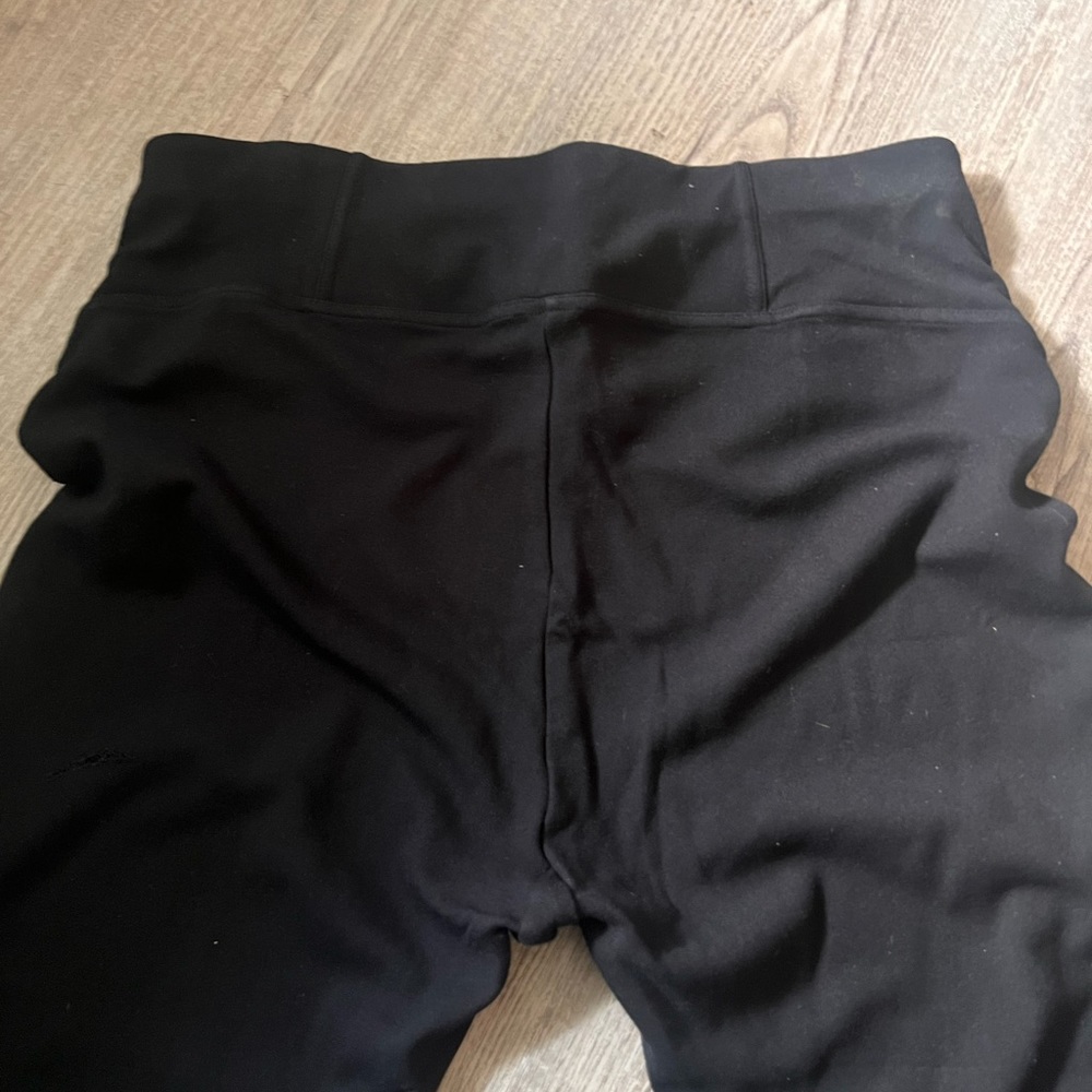Fabletics black womens xl capri legging with zippers